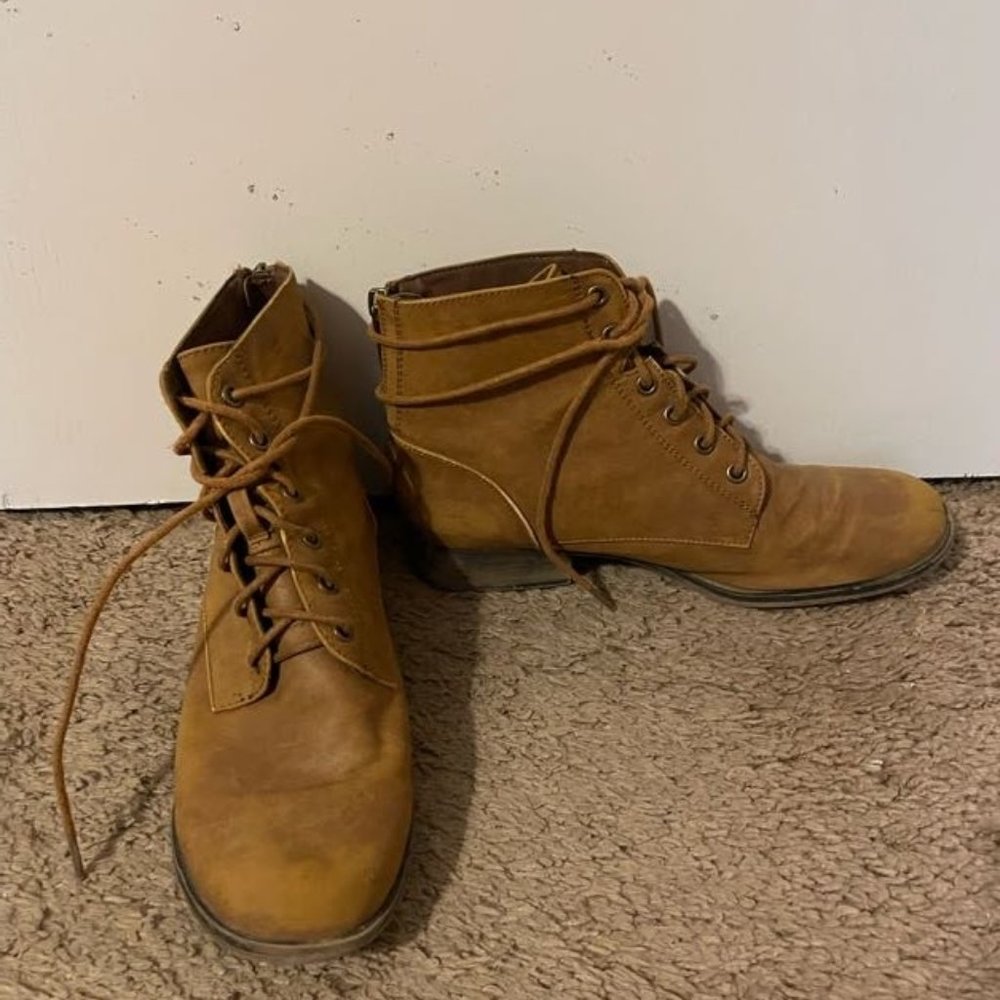 Light brown combat style boots size 8.5